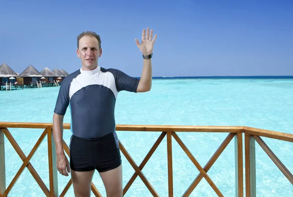Homem Esportes Terno Snorkeling Convés Solar Uma Casa Sobre Mar — Fotografia de Stock