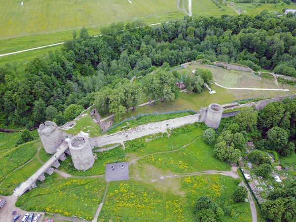 Antenowe Drone Widok Starożytnej Twierdzy Zniszczone Koporye Pobliżu Sankt Petersburga — Zdjęcie stockowe