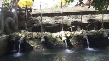 Tirta Empul Tapınağı, Hindu dili kutsal kaynak suyu su tapınak bulunan şehir, Tampaksiring, Bali, Endonezya