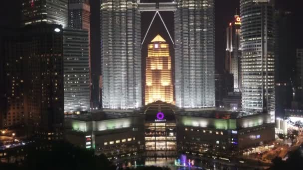 Kuala Lumpur Malaysia Octubre 2016 Las Fuentes Iluminadas Con Luz — Vídeos de Stock