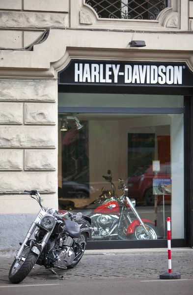 ローマでイタリア ローマ 2011 ハーレーダビッドソン バイク ショップ — ストック写真