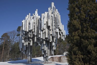 Helsinki, Finlandiya - 17 Mart 2013: Finlandiyalı besteci Jean Sibelius Anıtı