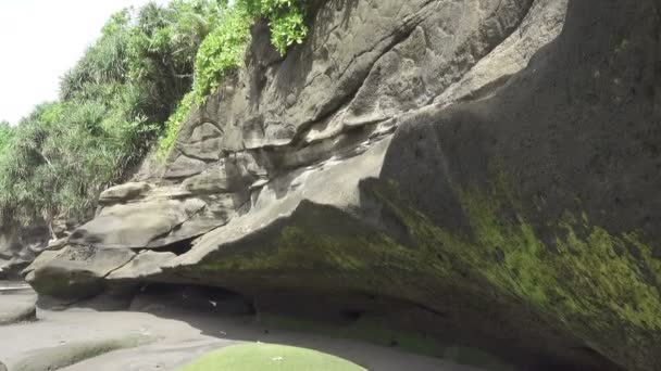 Utsikt Över Havet Stenar Och Stranden Området Balian Beach Bali — Stockvideo