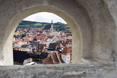 Cesky Krumlov Vltava Nehri yakınındaki antik tarihi evler. South Bohemia, Çek Cumhuriyeti