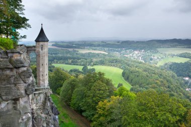 eski kale sur Koenigstein Sakson İsviçre, Almanya