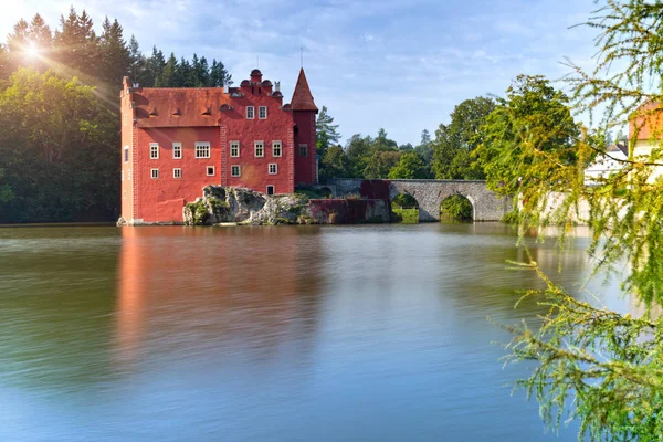 Cervena Lhota Çek Cumhuriyeti Castle Gölü — Stok fotoğraf