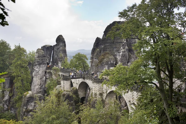 Bastei kaya ve Bastei Köprüsü Sakson İsviçre Ulusal Parkı, Almanya