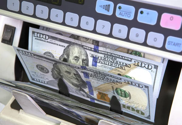 Electronic Money Counter Machine Counting Counting American Hundred Dollar Dollars — Stock Photo, Image