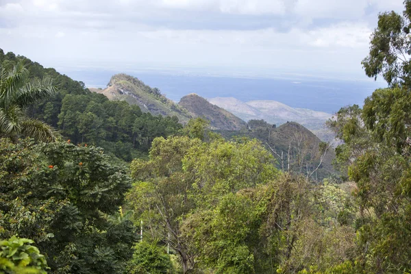 Cuba Colline Ricoperte Vegetatio Tropicale — Foto Stock