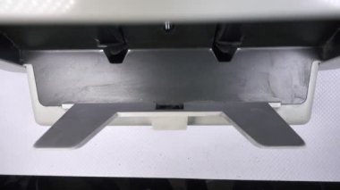 Elektronik para sayaç makinesi