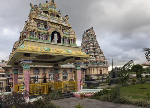 Mauritius Hindu Temple City Landscape Sunny Day — Stock Photo, Image