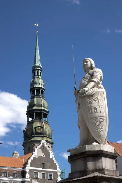 Monumento San Roland Plaza Central Riga Letonia —  Fotos de Stock