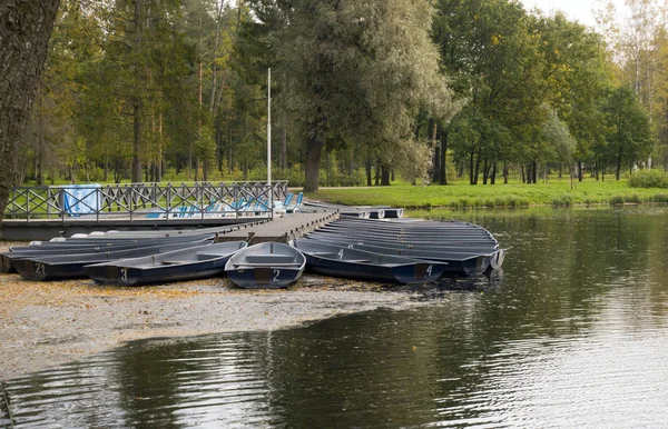 Båtar Sjön Höst Parken — Stockfoto