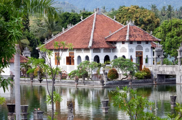 印度尼西亚巴厘Karangasem的Ujung Water Palace 宫殿建筑群 — 图库照片