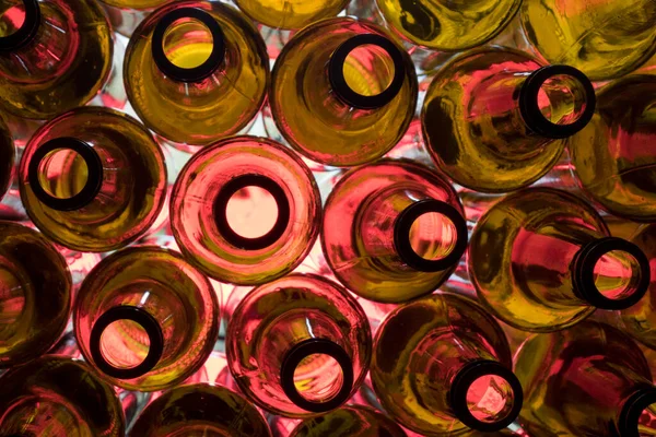 Red Glass Empty Beer Bottles Lie Rows — Stock Photo, Image