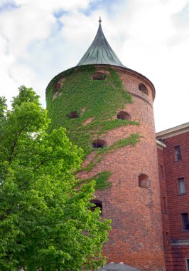 Pulvertornis ya da Pudra Kulesi - Ortaçağ savunma sisteminin bir parçası, Riga, Letonya   