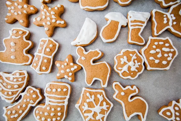 Karácsonyi Kézműves Finom Édes Mézeskalács Cookie Kat Házi Készített Desszert — Stock Fotó