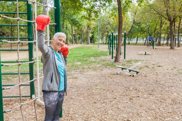 Portrait Fit Senior Woman Boxing Glove Outdoor Fitness Park Sportswear — Stock Photo, Image