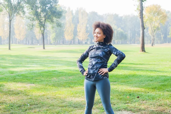 Sporty Girl Exercise Park Green Fields Morning Copy Space Motivation — Stock Photo, Image