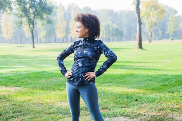 Sporty Girl Exercise Park Green Fields Morning Copy Space Motivation — Stock Photo, Image