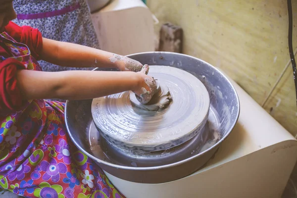 Hands Young Artist Shaping Clay Pottery Wheel Creative Education — Stock Photo, Image