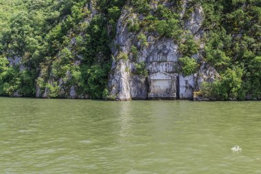 Tuna Nehri'nde Roma anıt plaketi ,Tabula Traiana