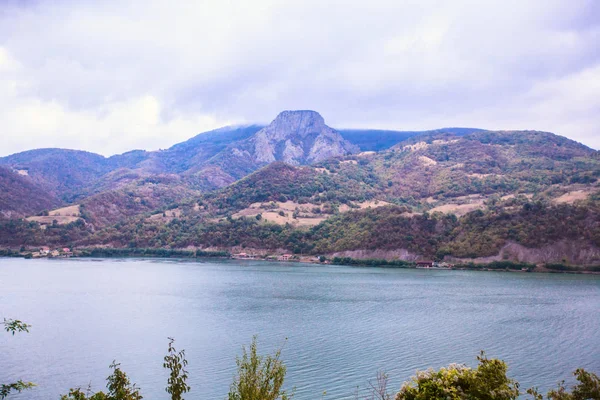 Paisaje del río Danubio — Foto de Stock