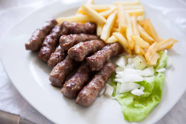 Kebab Viande Grillé Traditionnel Avec Frites — Photo