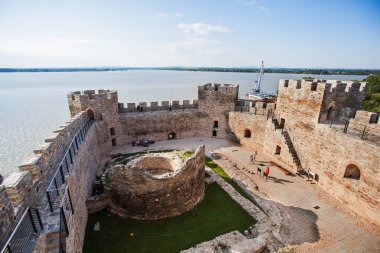 Kültür Mirası, Ortaçağ Ram Kalesi, eski Osmanlı kalesi, Tuna Nehri kıyısında yer alan sınır tahkimatı, doğu Sırbistan, Avrupa