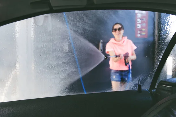 Woman Washing Car Pressure Washer Self Service Car Wash Station — Stock Photo, Image