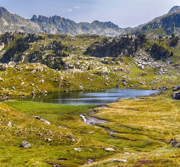 Гарне Озеро Aiguestortes Національному Парку Каталанська Піренеях — стокове фото