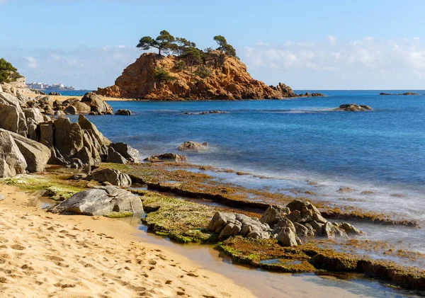 Cap Roig, um destacado Sea Stack na Costa Brava, Catalunha — Fotografia de Stock
