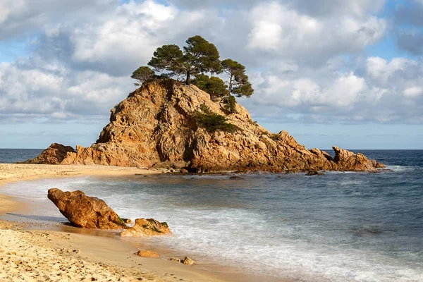 Cap Roig, a Prominent Sea Stack in Costa Brava, Catalonia — Stock Photo, Image