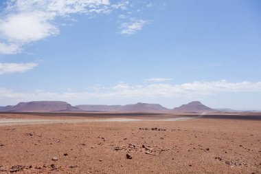 Namibya manzarasının resmi