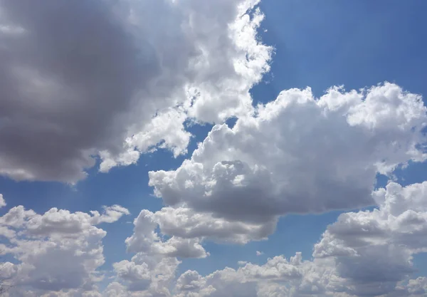 Céu Azul Como Fundo — Fotografia de Stock