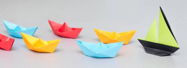 bir origami liderlik konsepti görüntüsü