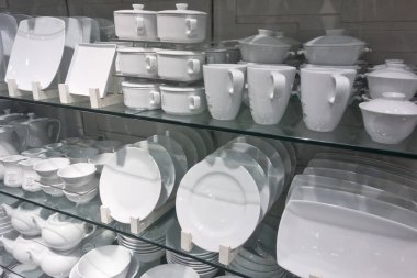 çatal bıçak dükkanının resmi