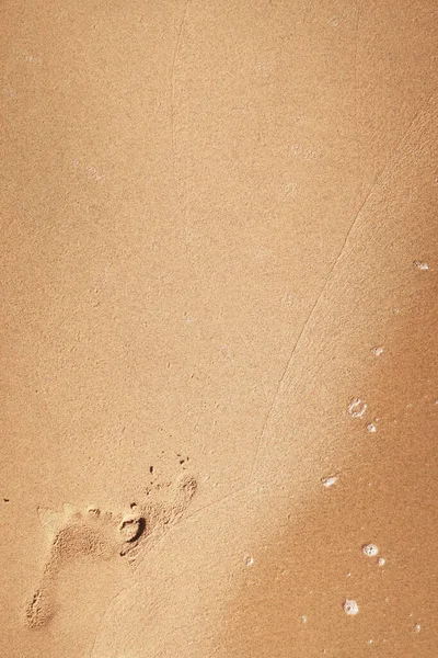 Друк Ноги Піщаному Пляжі — стокове фото