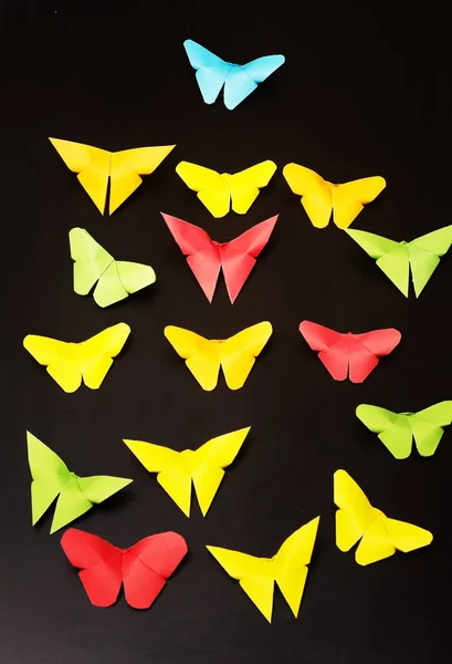 Mariposas Origami Sobre Fondo Negro —  Fotos de Stock