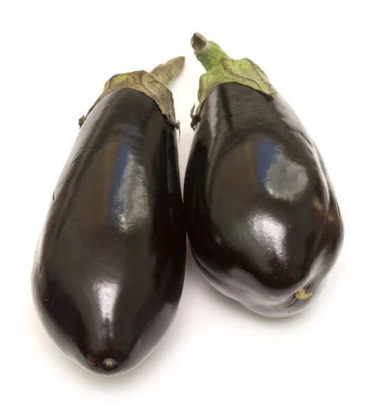 Deux Aubergines Isolées Sur Fond Blanc — Photo