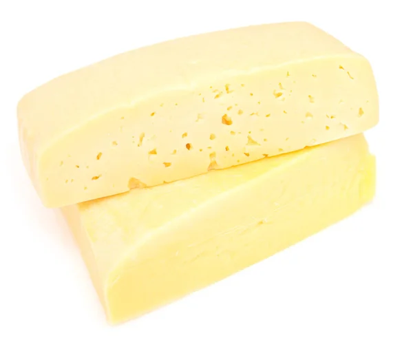 Beyaza Izole Edilmiş Iki Parça Peynir — Stok fotoğraf