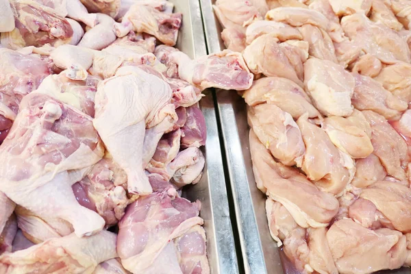 Pile Chicken Legs Market — Stock Photo, Image