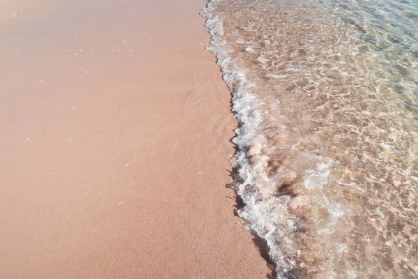 Onda Marina Sulla Spiaggia Sabbiosa — Foto Stock