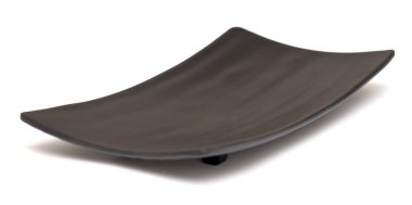 Beyaz arkaplanda yeni siyah plaka izole edildi