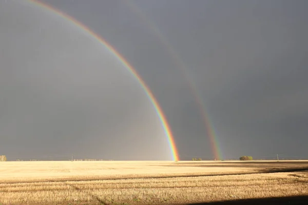 Great Double Rainbow Field — Stock Photo, Image