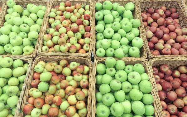 Mogna Äpplen Marknad — Stockfoto
