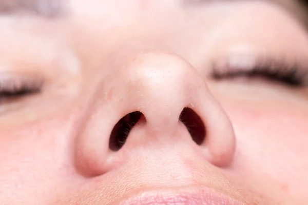 Zblízka Záběr Ženského Nosu — Stock fotografie