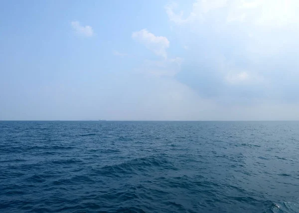 Céu Azul Água Mar — Fotografia de Stock