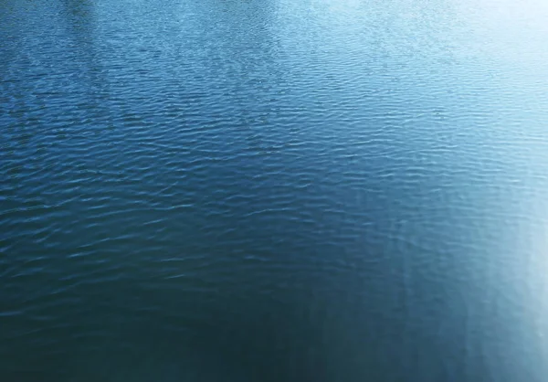 Niebieska Woda Jako Tło — Zdjęcie stockowe