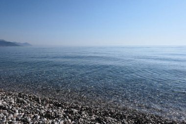 Mavi gökyüzü ve güzel deniz